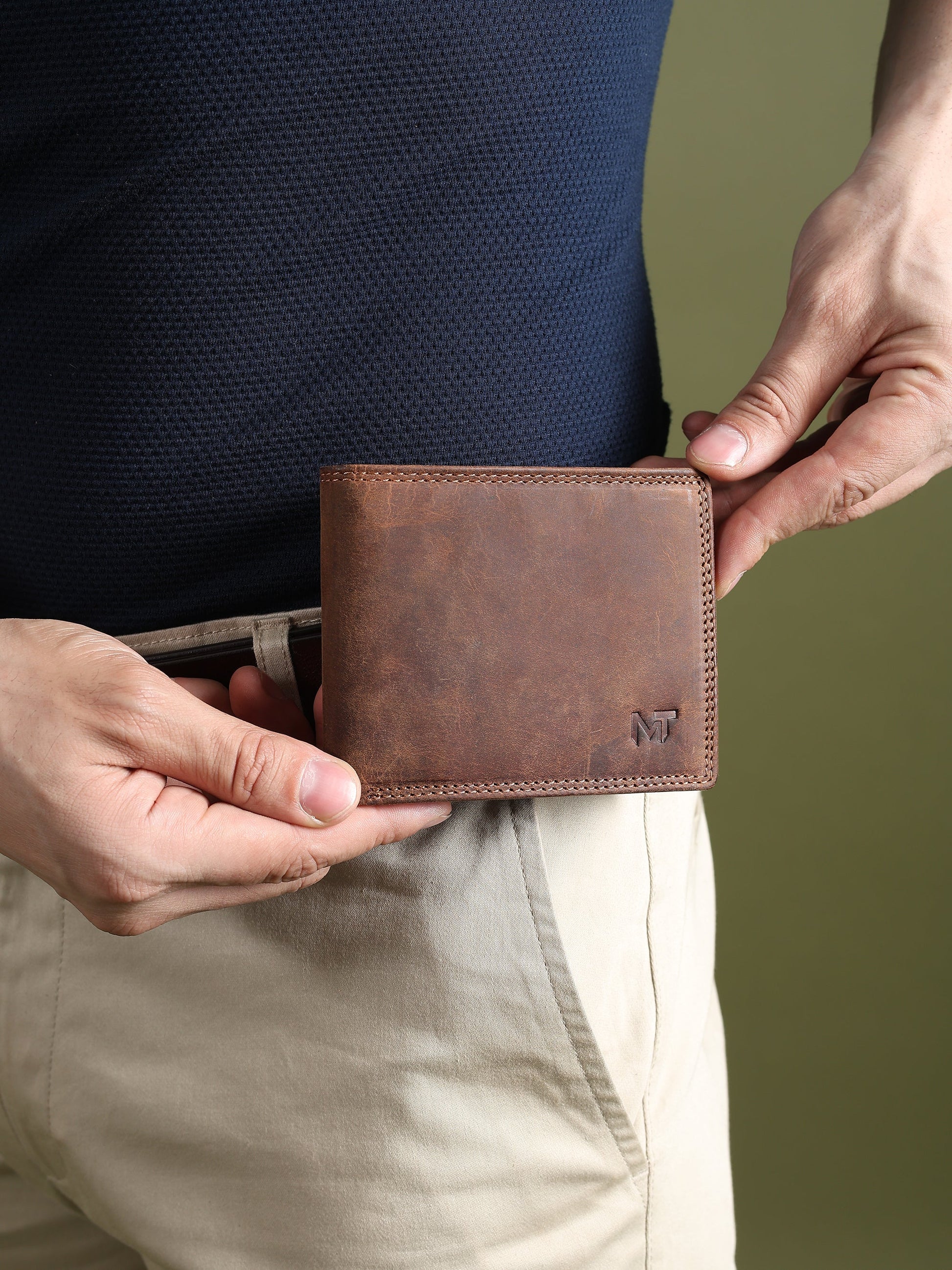 Buffalo leather men's wallet by Classy Leather Bags in hunter color, featuring multiple card slots and a sleek design.