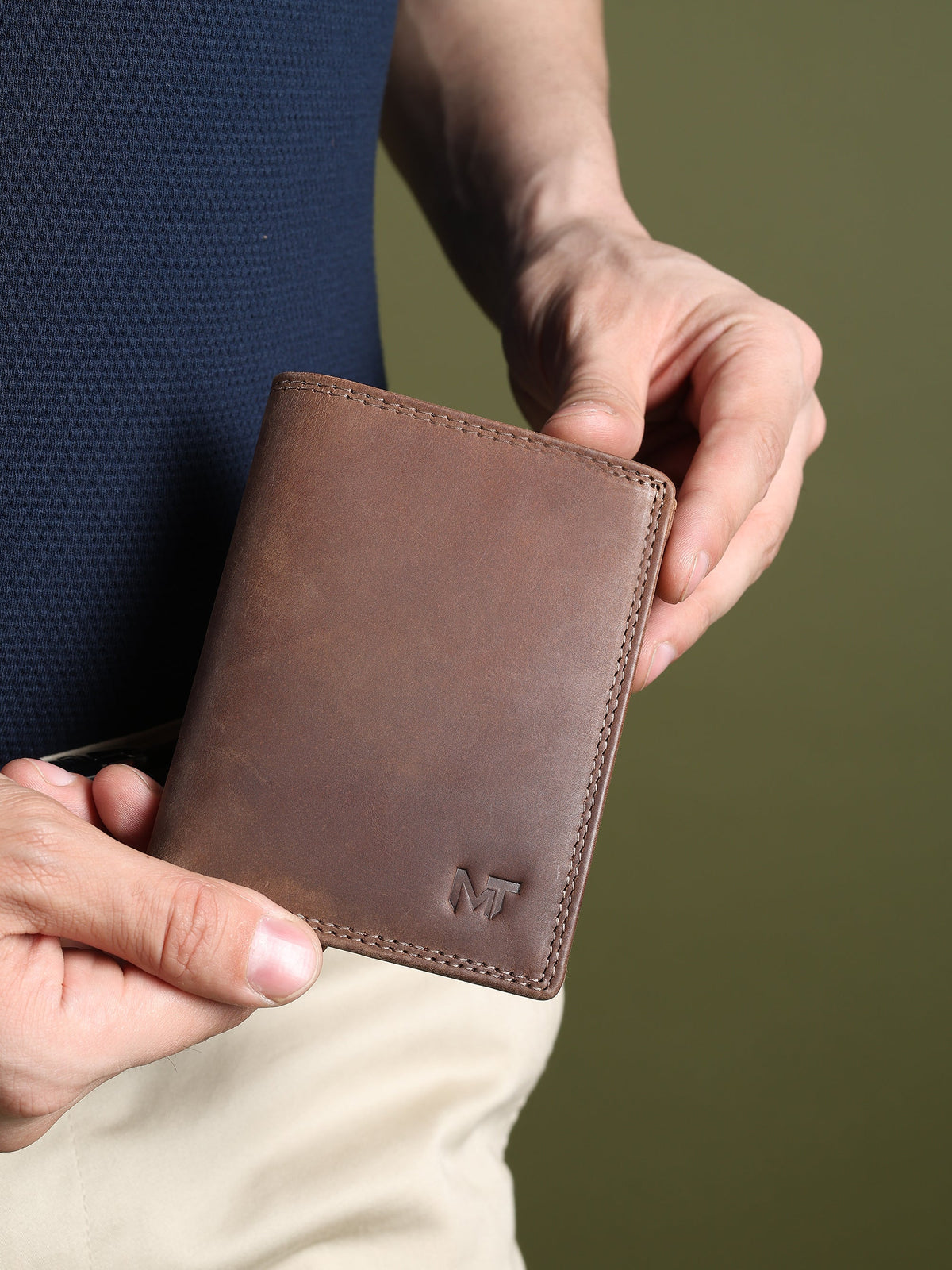 Vertical buffalo leather men's wallet by Classy Leather Bags, showcasing multiple card slots and a sleek design.