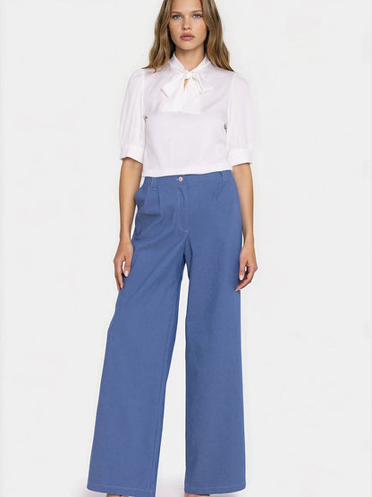 Nife jeans model 228925, casual pants with a classic fit, denim fabric, and five-pocket design shown in the image.