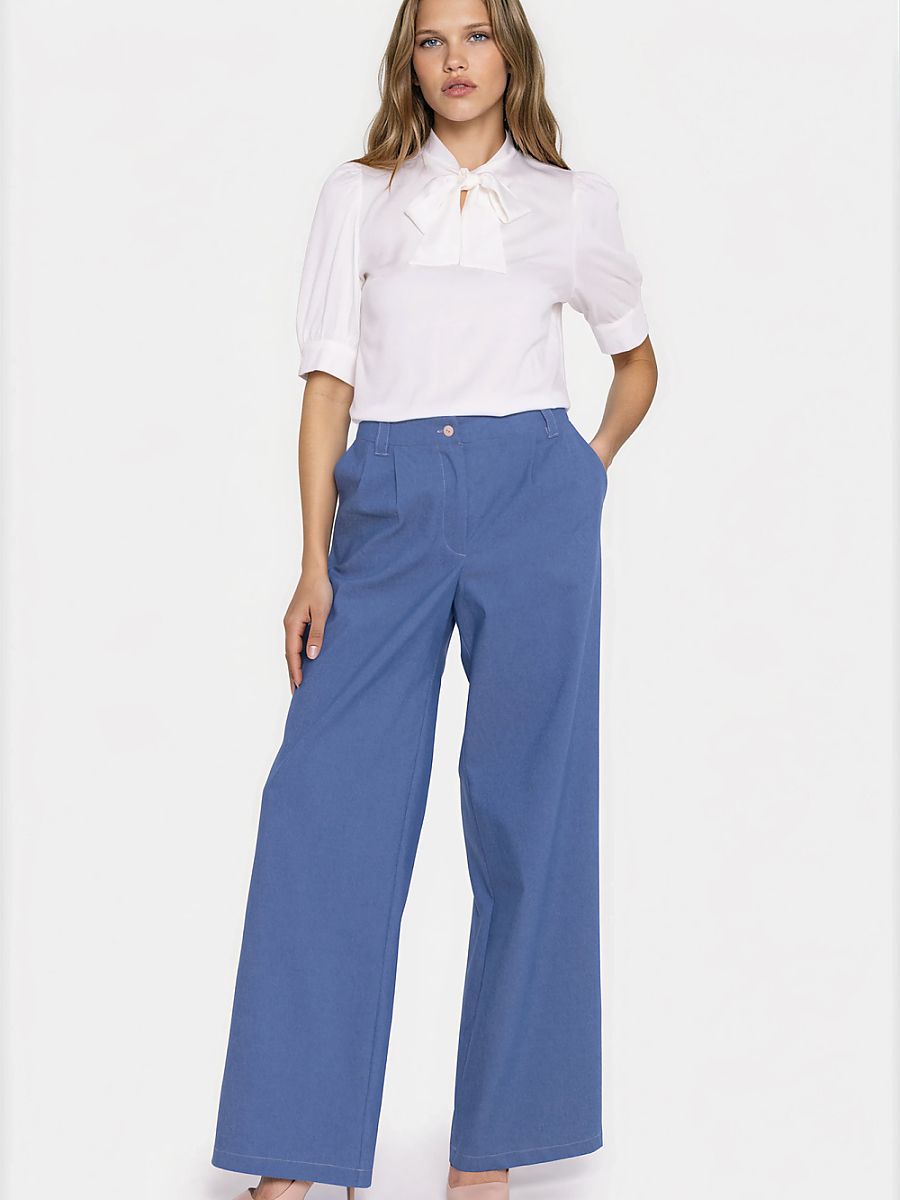 Nife jeans model 228925, casual pants with slim fit design, shown in a natural pose on a plain background.