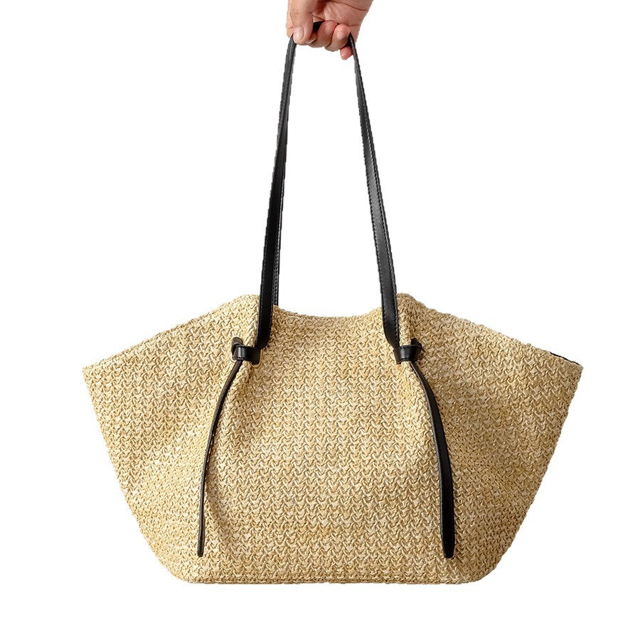Casual large-capacity straw tote shoulder bag with woven texture and spacious interior