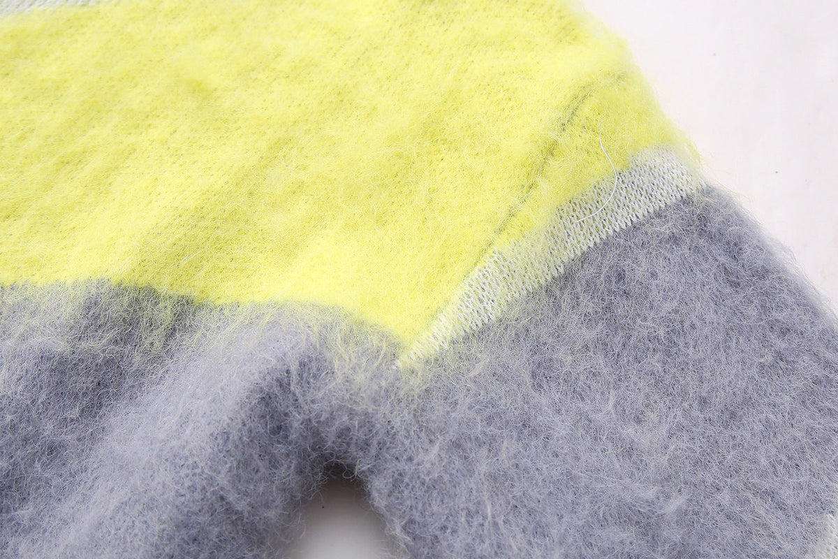Women's winter patchwork wool pullover sweater in a fashionable design