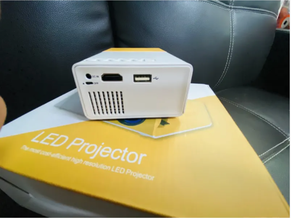 CinemaLite Home Projector