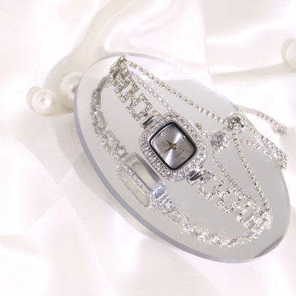 Women’s good-looking quartz watch by My Store with a stylish wristwatch design