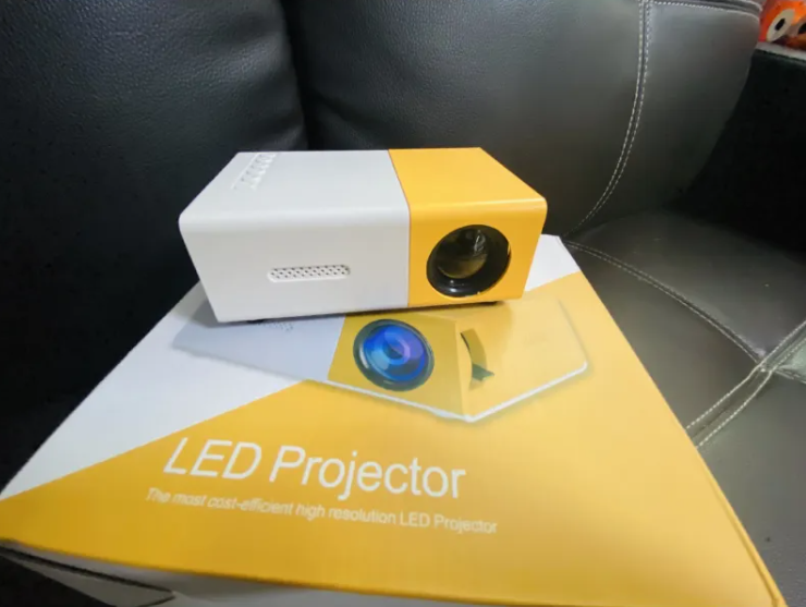 Compact Cinema Projector