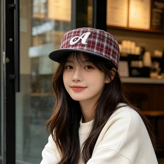 Plaid patchwork 3D letter D flat-brim baseball cap in American retro streetwear style
