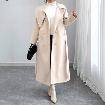 Women's double-breasted wool coat with asymmetrical collar in winter style