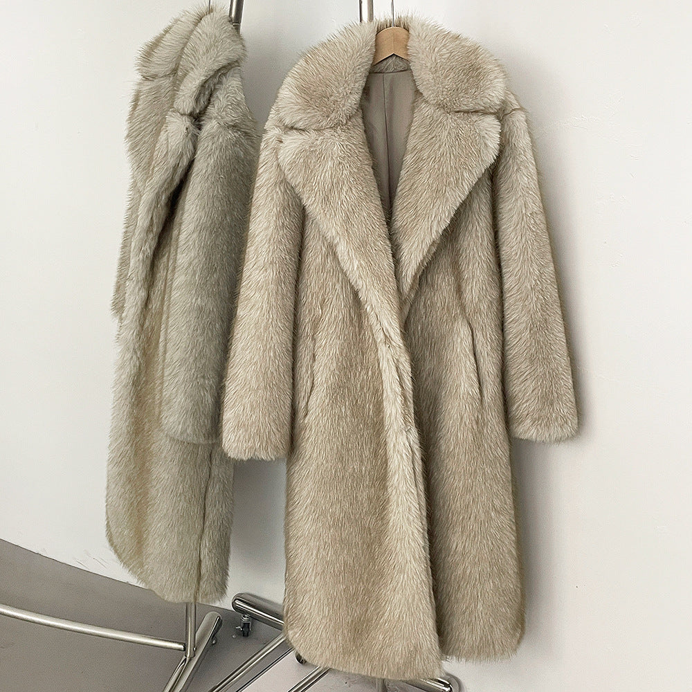 Women's high-quality artificial faux fur coat in a soft, plush design