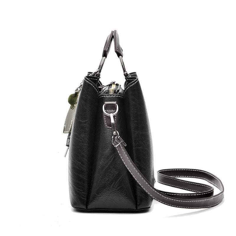 Simple retro small handbag for women in a classic design, My Store brand