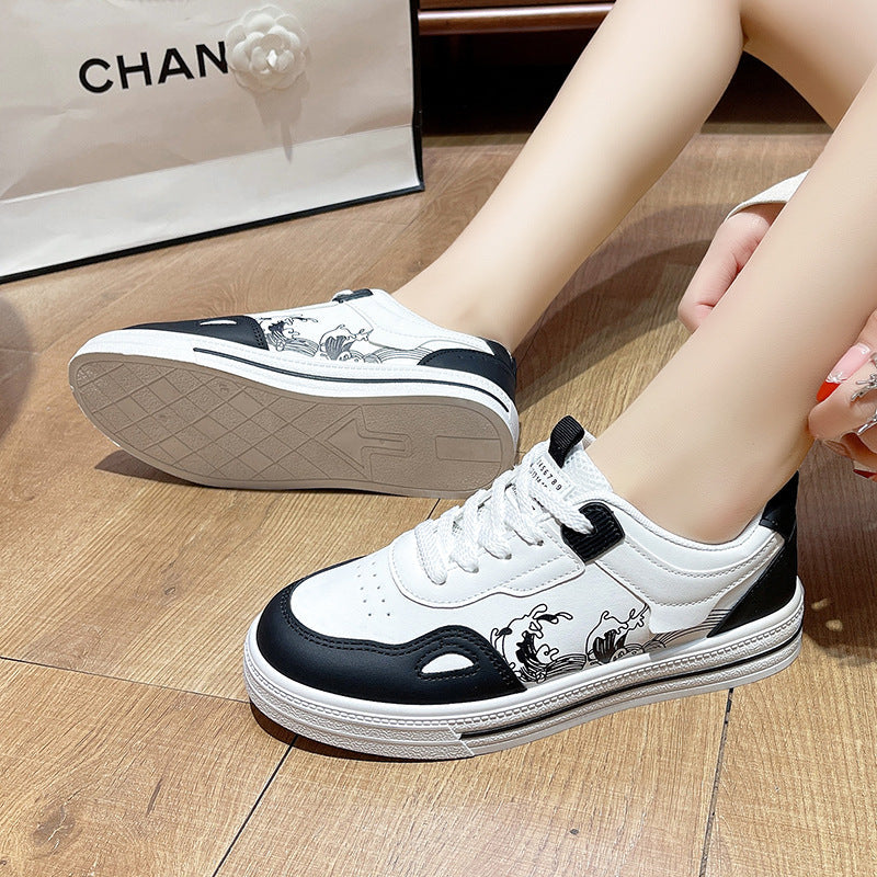 Women's versatile sneakers for sports and casual wear, side view in a classic athletic design