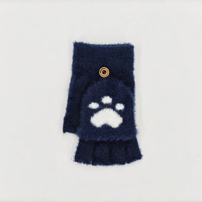 Half-finger knitted warm cat-claw gloves, close-up view of black fingerless gloves with claw-tip details