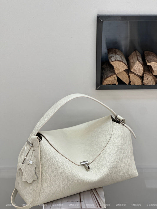 Genuine leather women's T-shaped lock shoulder and handbag in top-layer cowhide with spacious underarm design