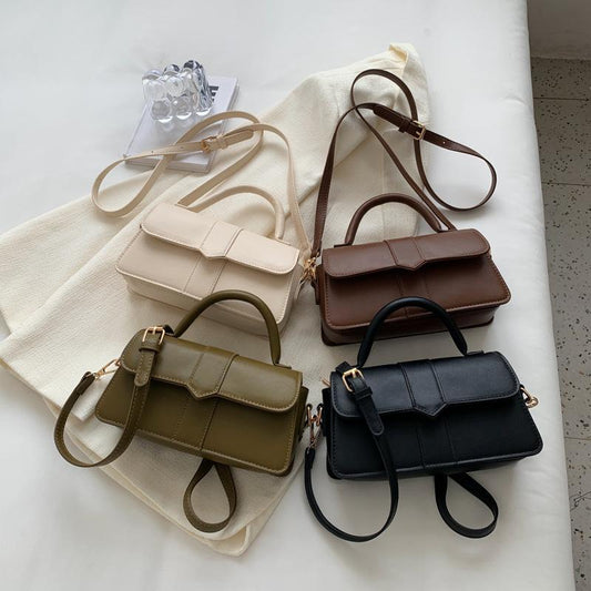 Chic Designer Women's Shoulder Bag - Summer 2023 Style