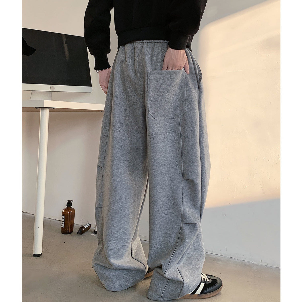 Plus size fleece-lined heavy loose track pants by My Store in a relaxed fit 马会