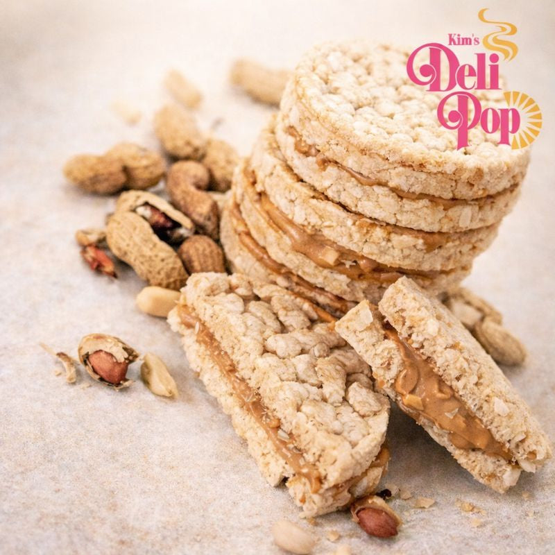 Kim's Magic Pop Delice Products peanut-flavored snack in original flavor, featuring crispy rice and peanut pieces.