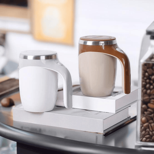 EasyOptionXY self-stirring Cup a Latte mug with a sleek design, featuring a button for easy mixing of beverages.