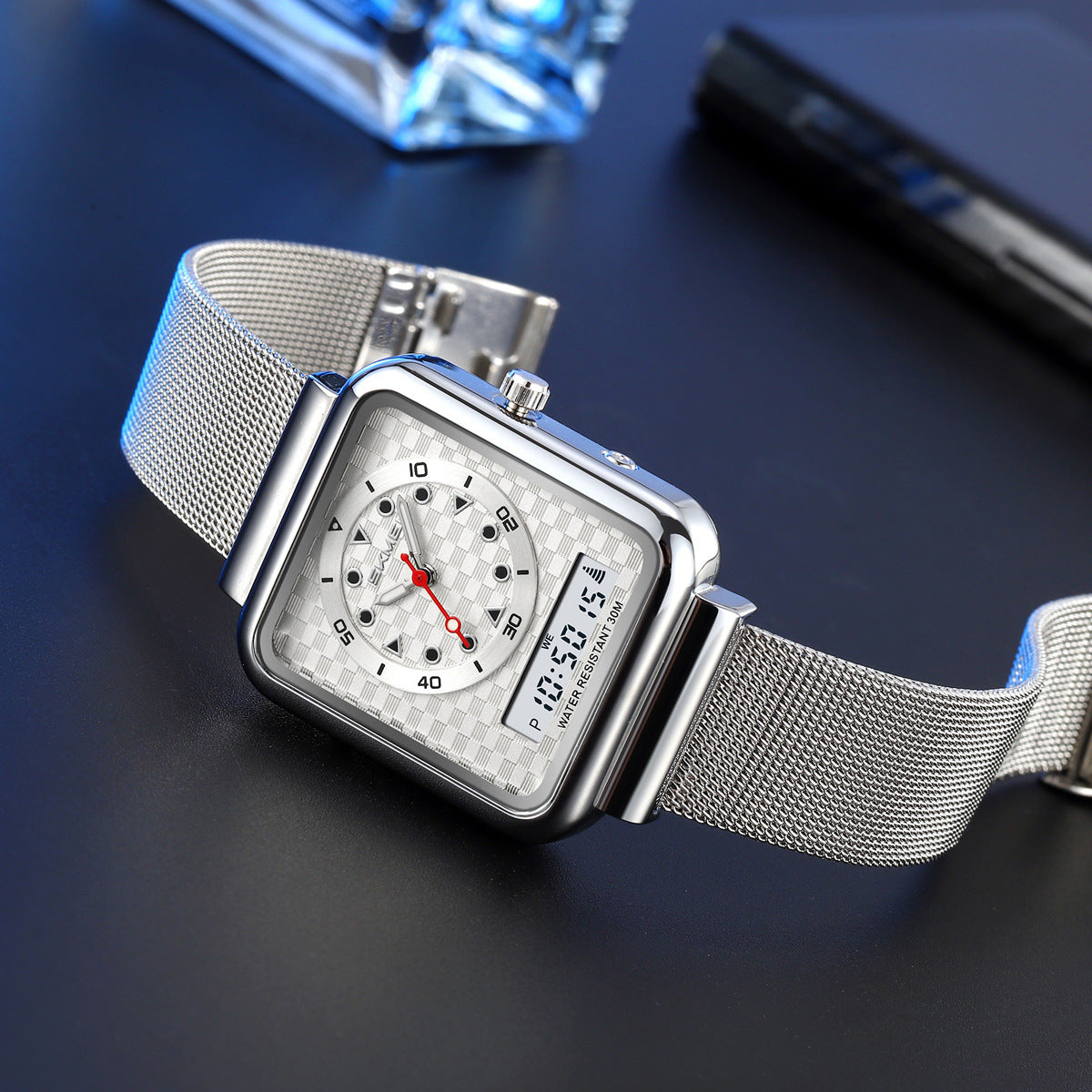 Multifunctional business men's electronic watch with digital display and sleek design