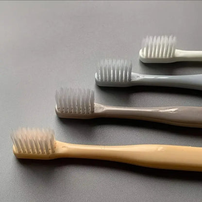 Gentle Clean Adult Toothbrush Set (4-Pack)