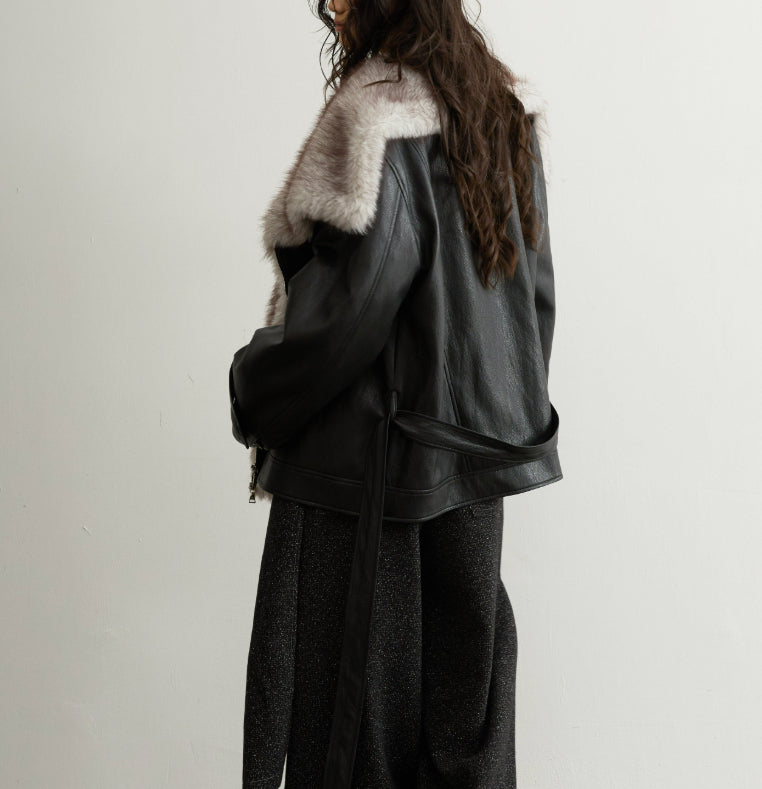 Handsome detachable fur-collar PU leather jacket in black with front zipper and long sleeves