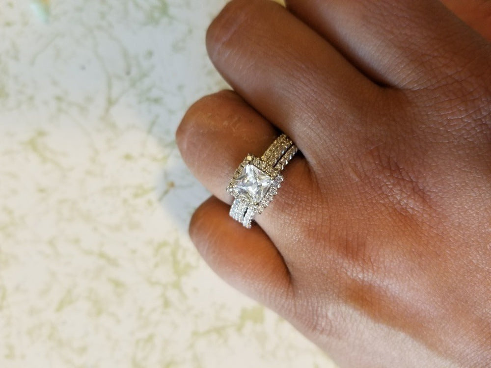 Women's versatile simple zircon ring with a delicate, elegant design