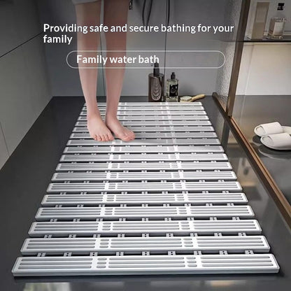Bamboo-strand drainage bathroom non-slip mat with textured surface and moisture-resistant design
