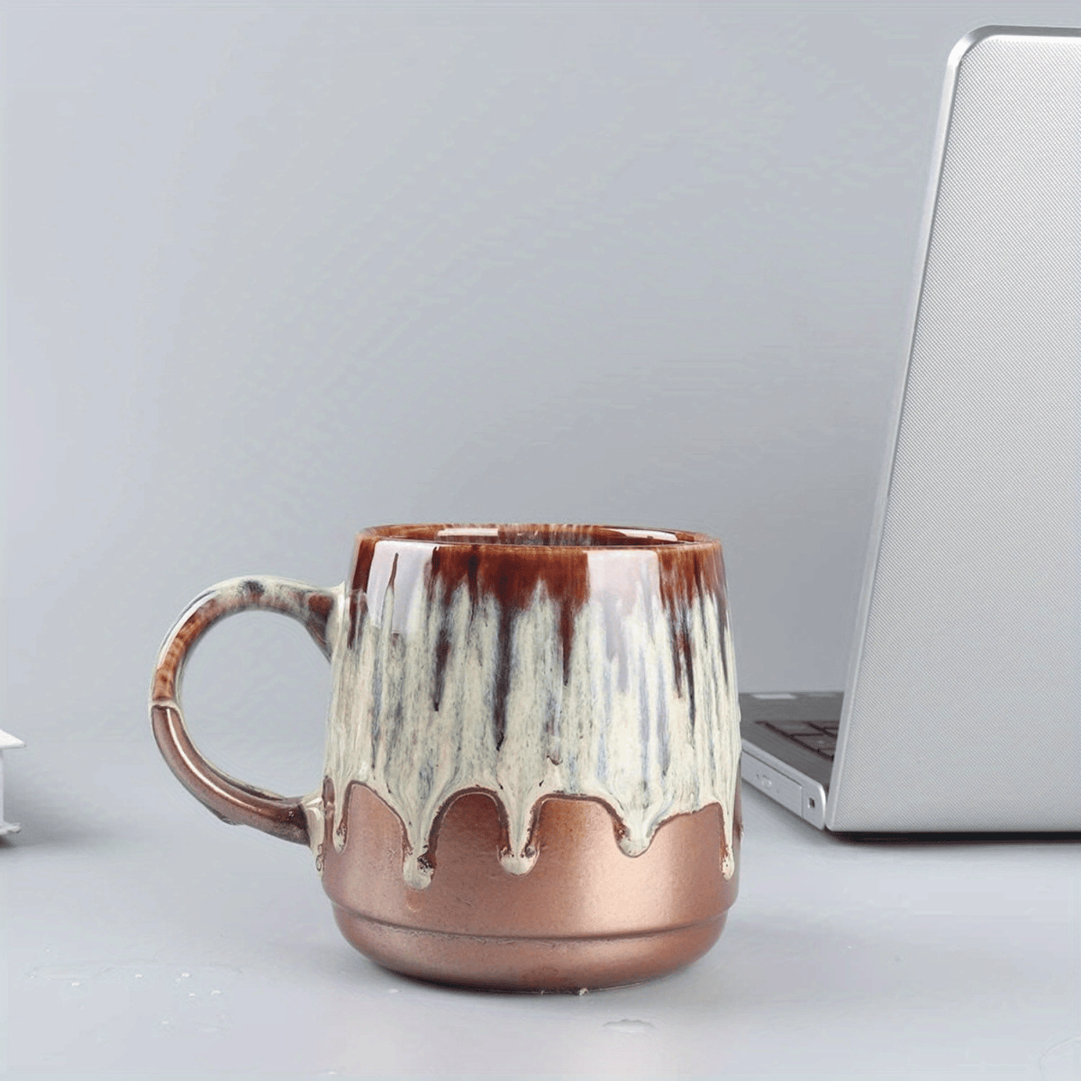Large ceramic coffee mug by EasyOptionXY, 21 oz gilt beige and blue tea cup for office and home use, dishwasher and microwave safe.