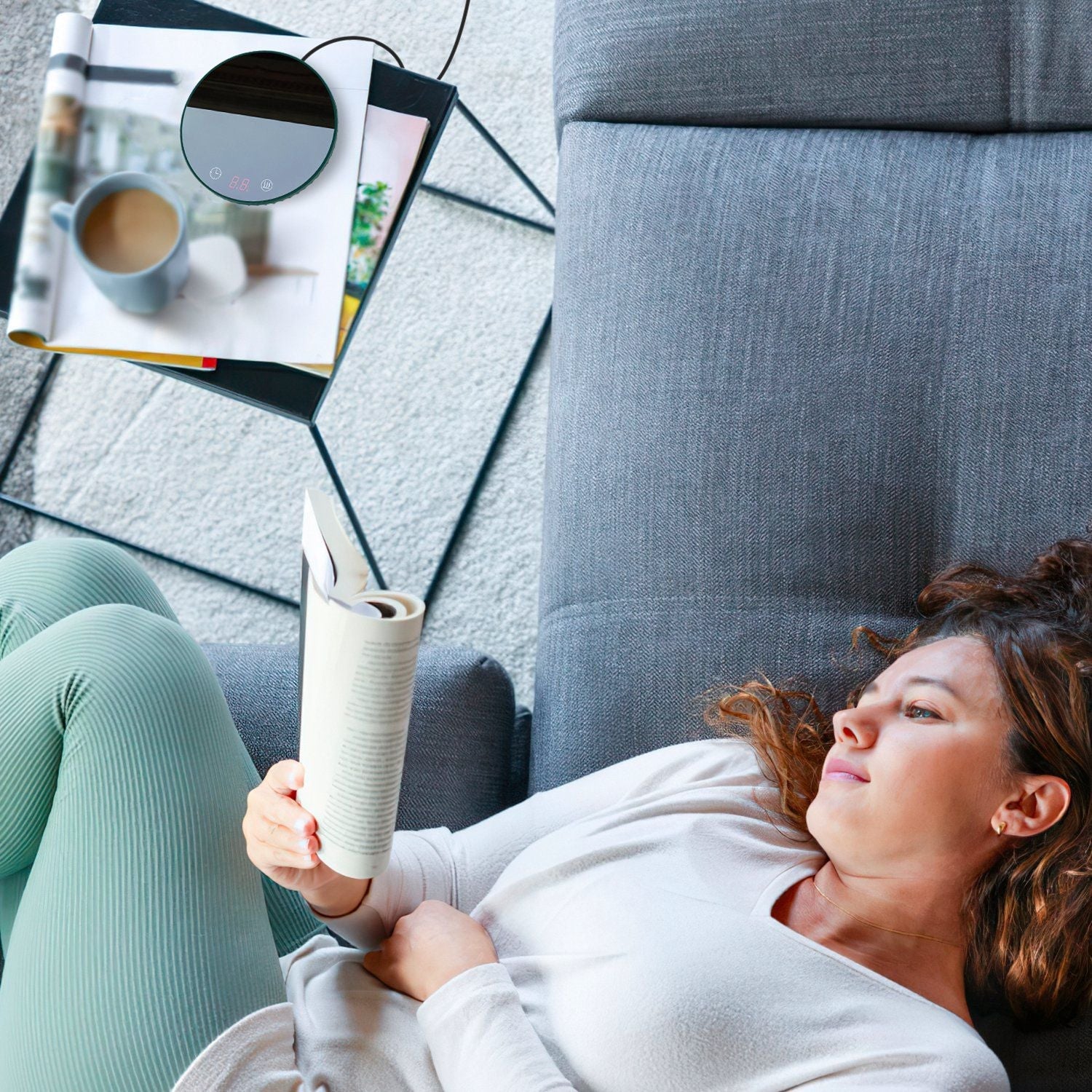 EasyOptionXY desktop electric cup warmer with ceramic heating panel, dual temperature settings, auto-off, and overheating protection.