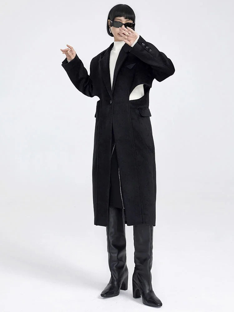 Fake two-piece hollow-out long wool coat in a layered design