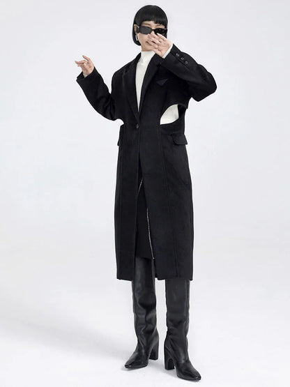 Fake two-piece hollow-out long wool coat in a layered design
