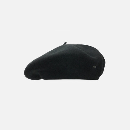 Wool-blend oversized beret for women, painter’s cap style in a soft textured fabric