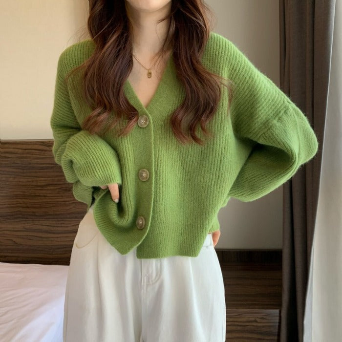 Women's Korean-style V-neck long-sleeved solid color sweater cardigan coat, autumn and winter fashion outfit