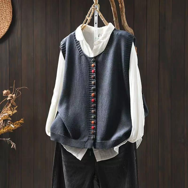 Colored button cotton thread knitted vest with multicolor buttons and textured knit design