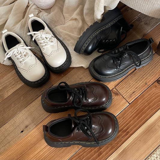 Women's casual British-style soft-soled leather shoes in a classic design