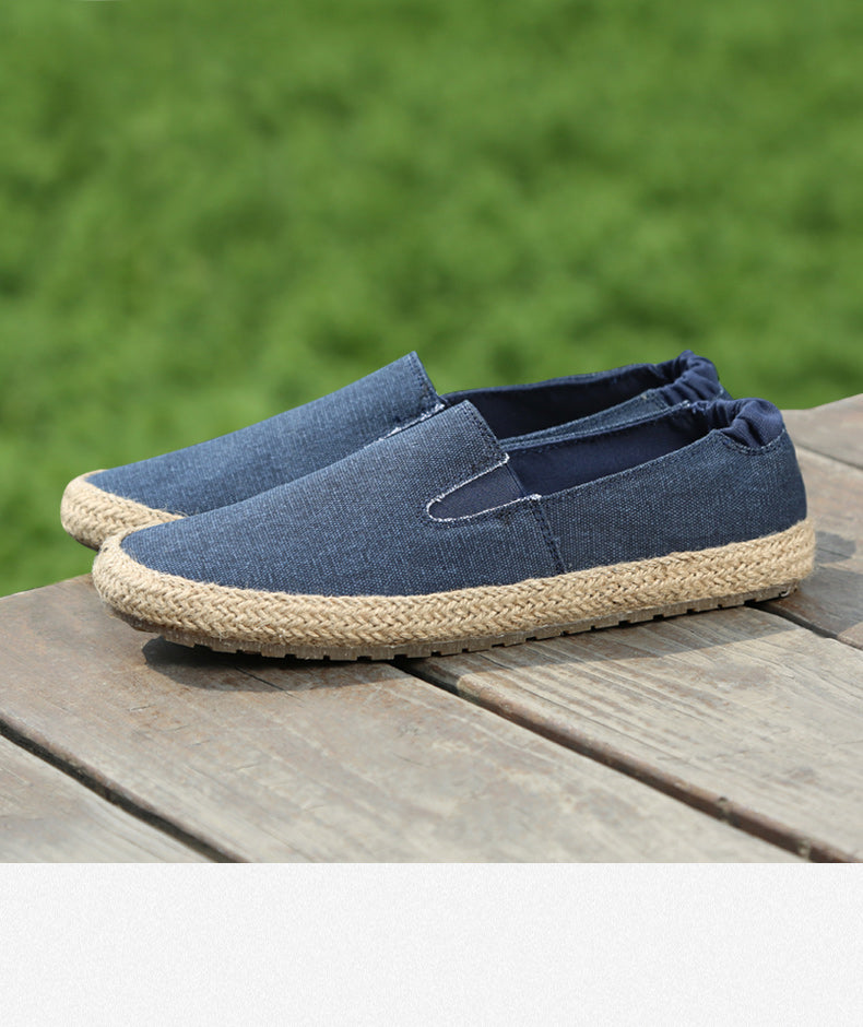 Men's Chinese style summer fisherman slip-ons by BACKUPMYFILESNOW®, featuring breathable fabric and traditional design details.