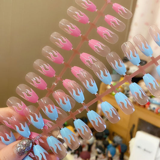 Women's fashion removable wearable fake nails in a decorative set