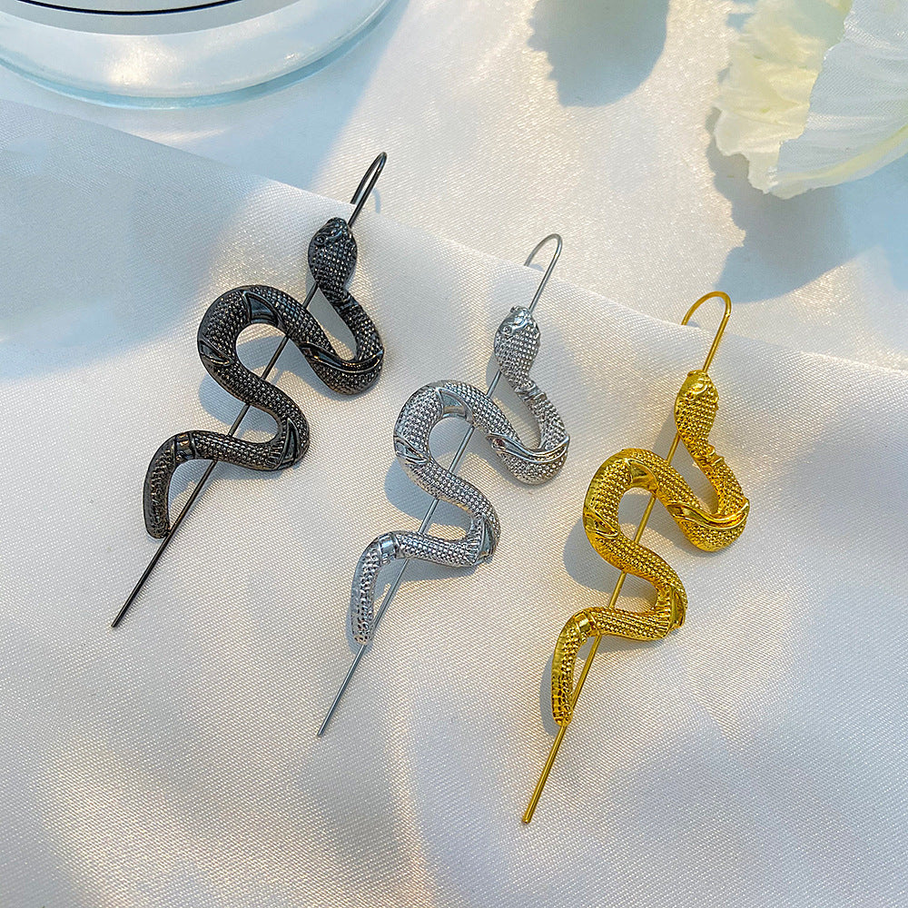 Women's fashion personality simulated snakes ear hanging earrings in a coiled snake design