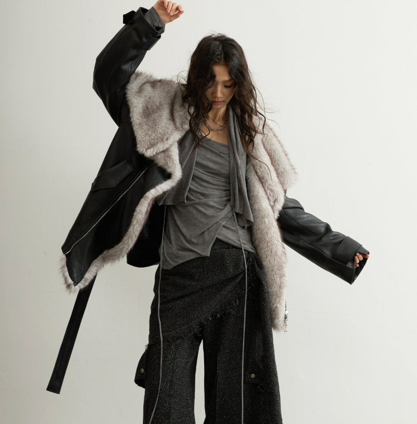 Handsome detachable fur-collar PU leather jacket in black with a zip front and long sleeves