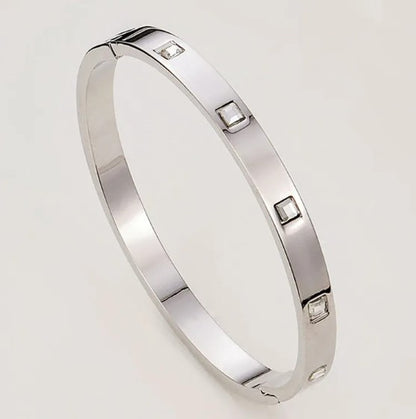 Women's fashion bracelet from BACKUPMYFILESNOW® featuring a stylish design with metal and bead accents.