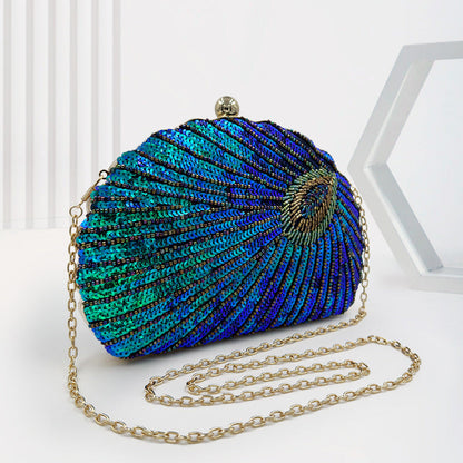 Women's vintage beaded one-shoulder crossbody chain handbag in detailed close-up
