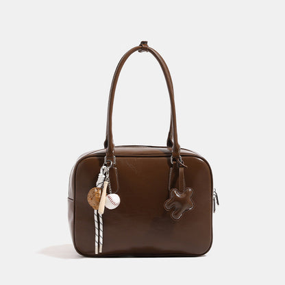 Women's large-capacity commuter tote shoulder bag in a structured design