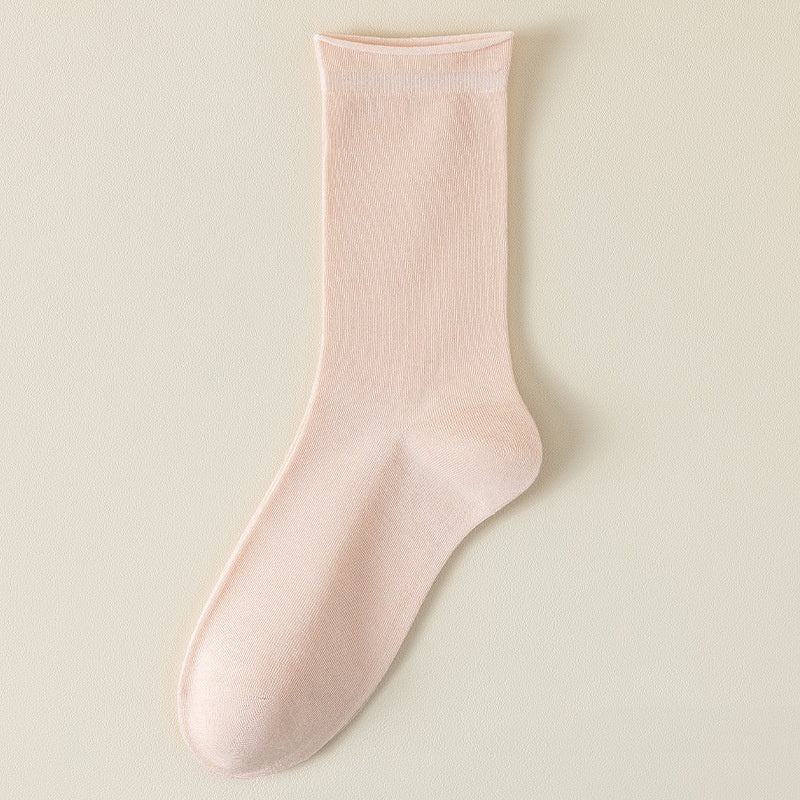 Women’s silk mid-calf socks in a lightweight spring-summer style