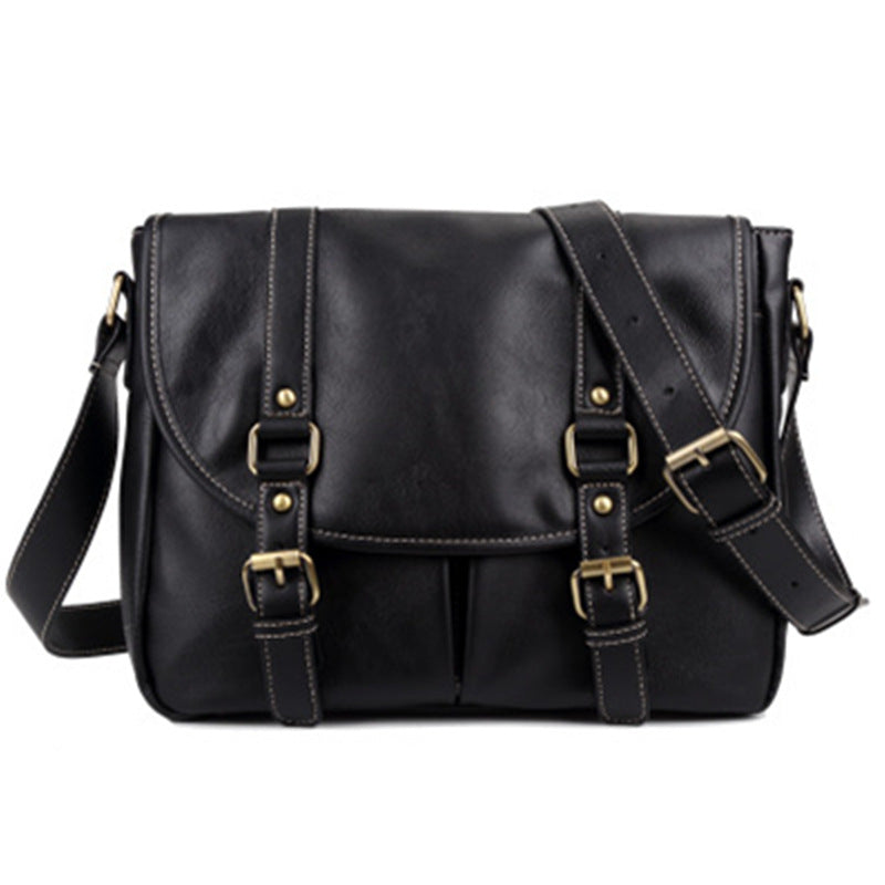 Retro men's shoulder crossbody bag in vintage style with adjustable strap and compact design