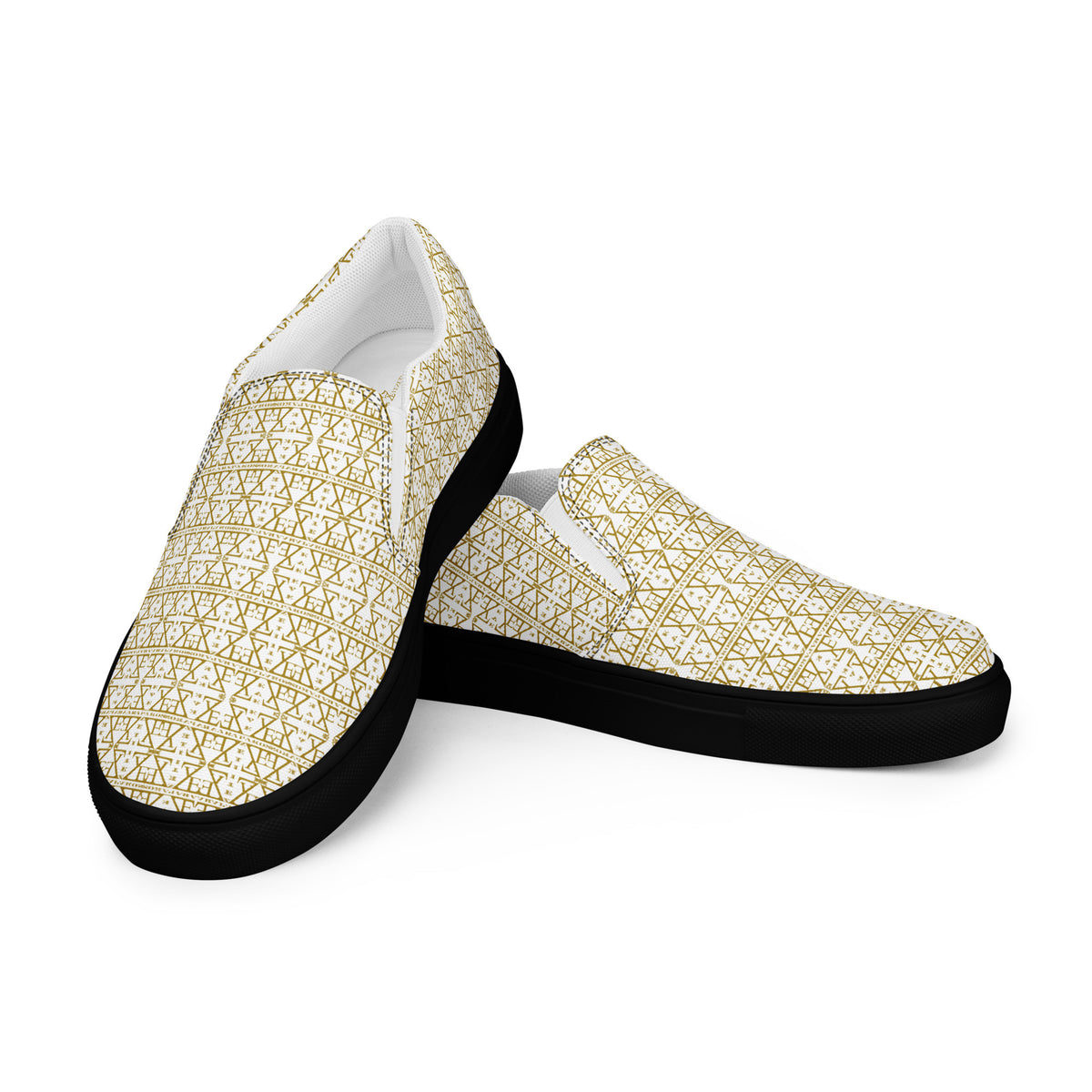 White women's slip-on shoes by Atelier Evezet Arapakou featuring waterproof canvas and an anatomical sole for comfortable wear.