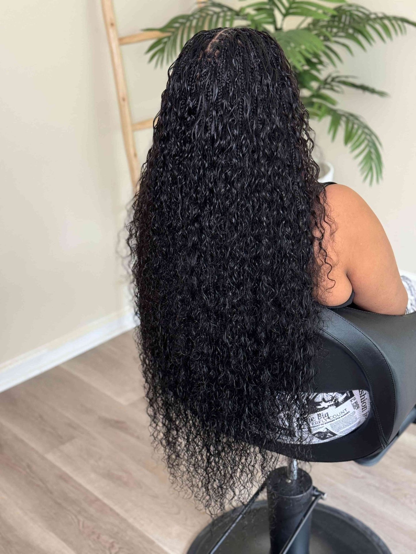 Fula Beauty Italian Curl boho hair in natural black, showcasing soft, defined curls with a natural, relaxed style.