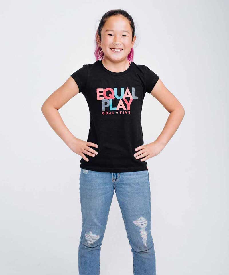 Goal Five Equal Play girls' black T-shirt, casual lifestyle top for girls, featuring a simple black design with the brand logo.