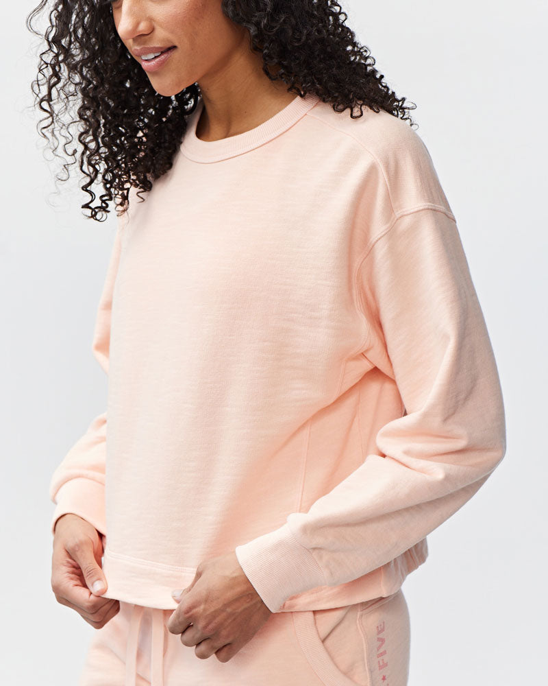 Goal Five Freasy Crew lifestyle shirt in Nectar XS, featuring a casual fit with stylish fabric and modern design.