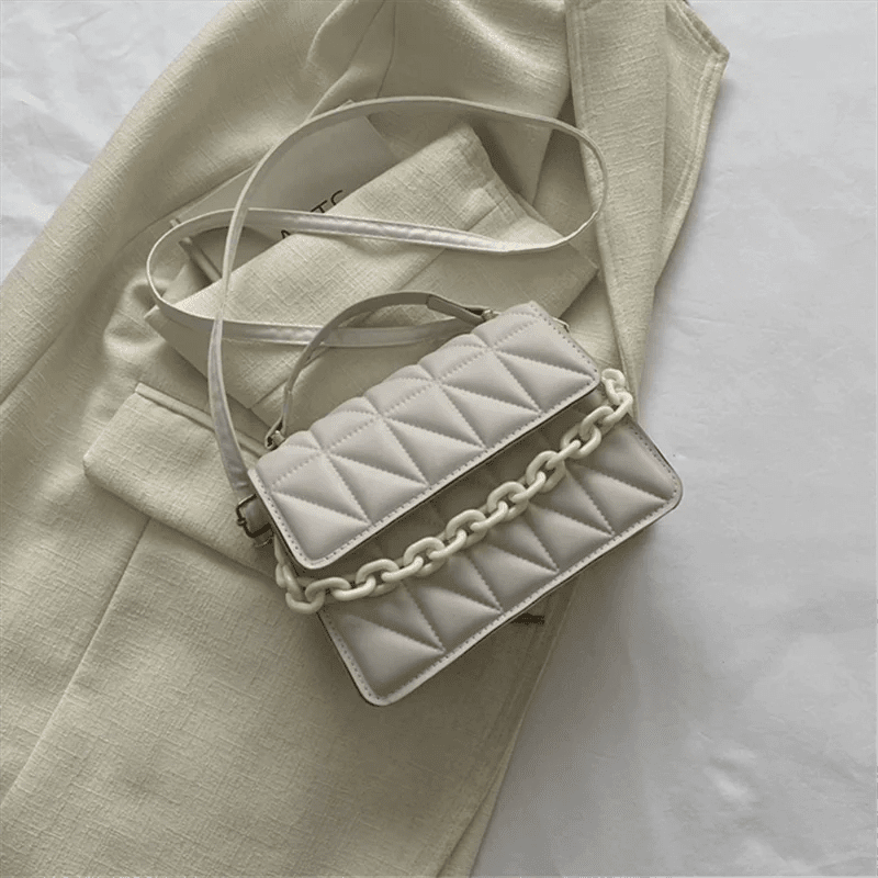 Mini Casual Quilted Crossbody Bag with Magnetic Closure and Adjustable Strap,Small Handbag Tote Shoulder Bag for Women Daily Use.