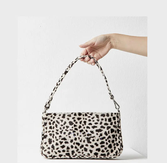 Stylish 2020 Leopard Print Baguette Bag for Women - Durable and Chic Design