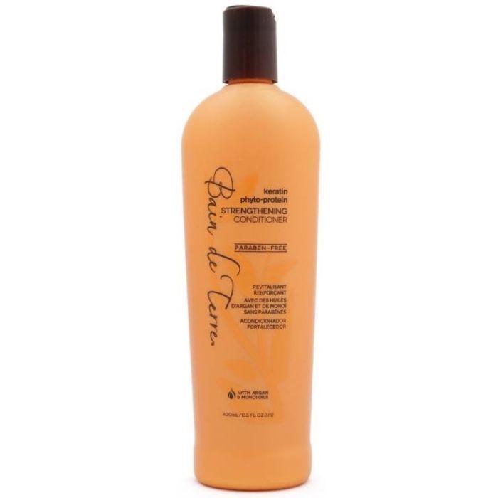 Bain de Terre Keratin Phyto-Protein sulfate-free strengthening conditioner bottle, natural hair care product from Pasteur Pharmacy.