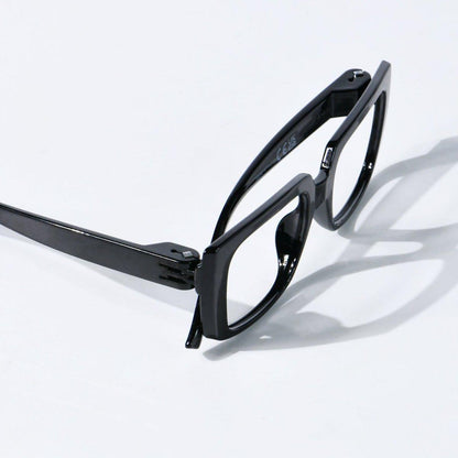 Blue light blocking eyeglasses from Pasteur Pharmacy, metalless and screwless design, black frame, no magnification, model NR9107-B15.